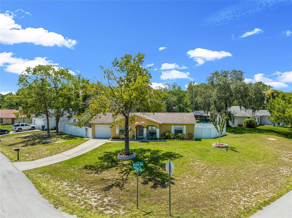 Photo of 14032 ALLSTON AVENUE, SPRING HILL, FL 34609 (MLS # T3458247)