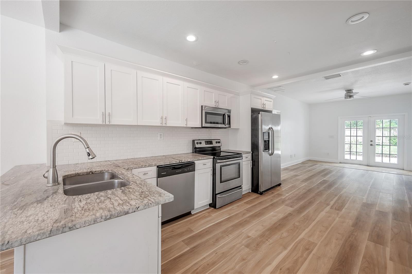 DOWNING SUB - Residential