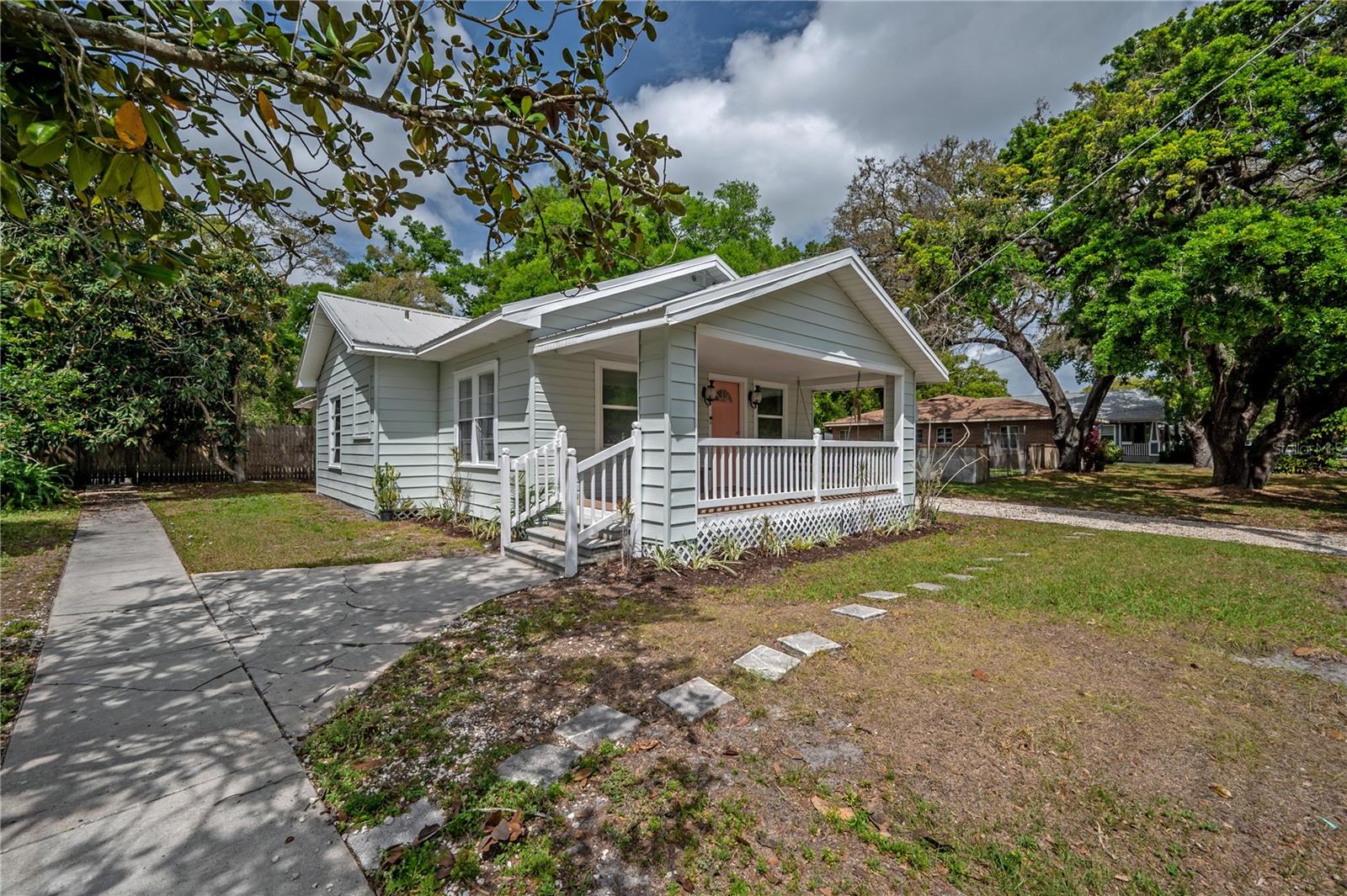 DOWNING SUB - Residential