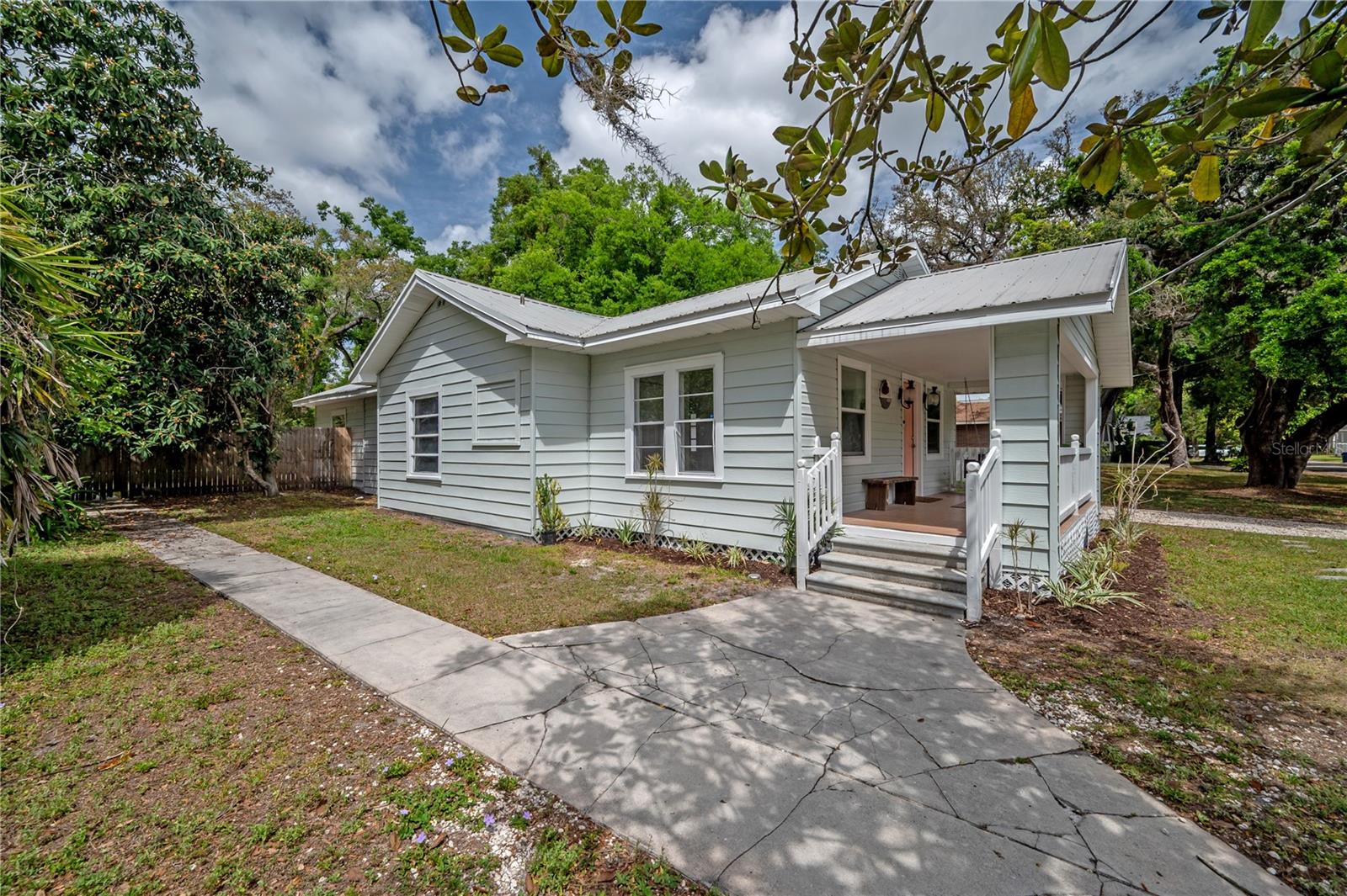 DOWNING SUB - Residential