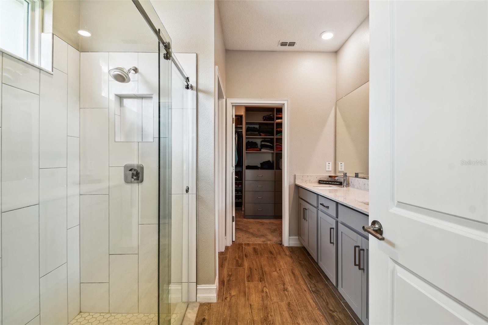 CONNERTON VILLAGE TWO PRCL 209 - Residential Lease