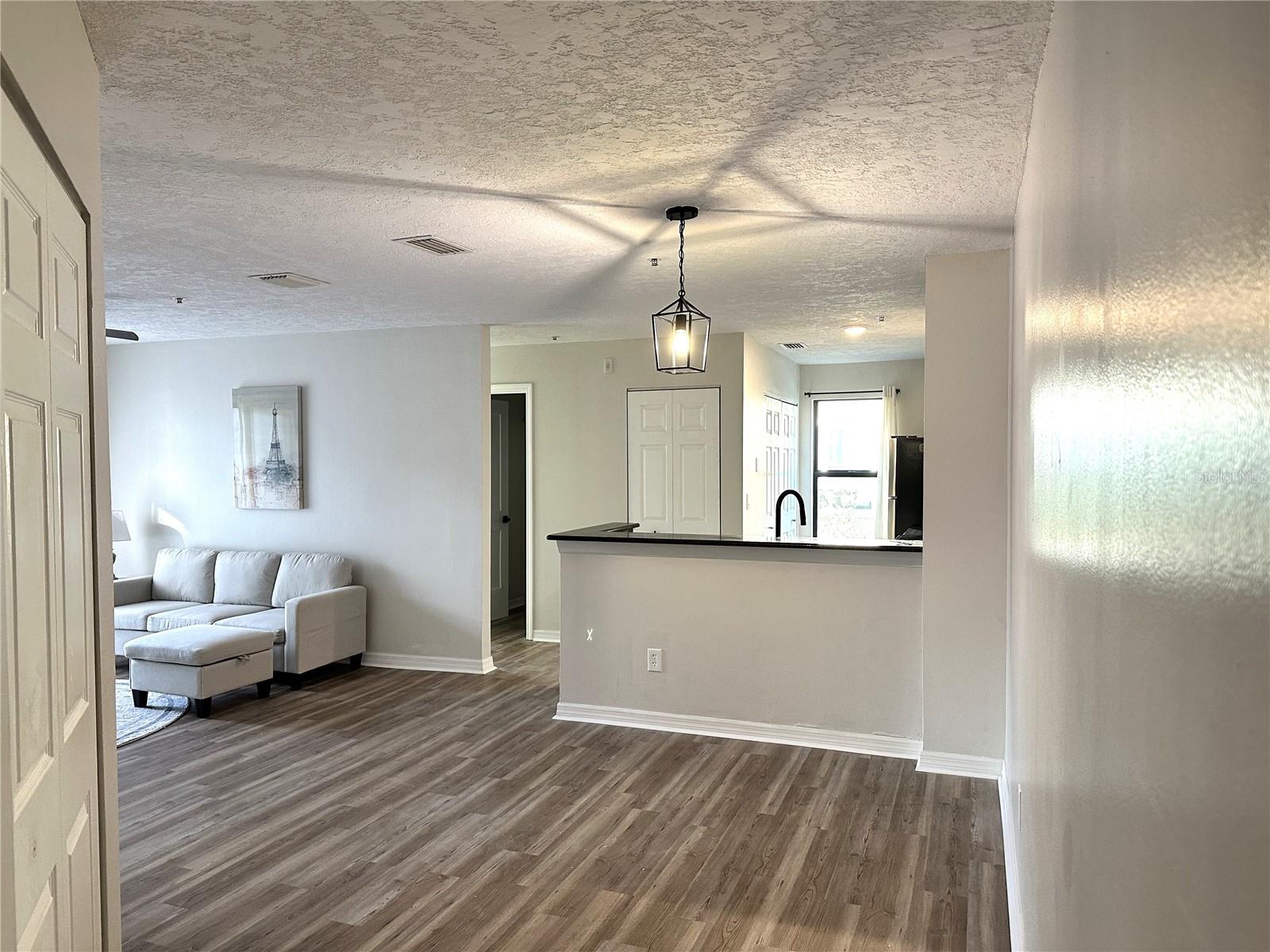 4005 CROCKERS LAKE BOULEVARD 11