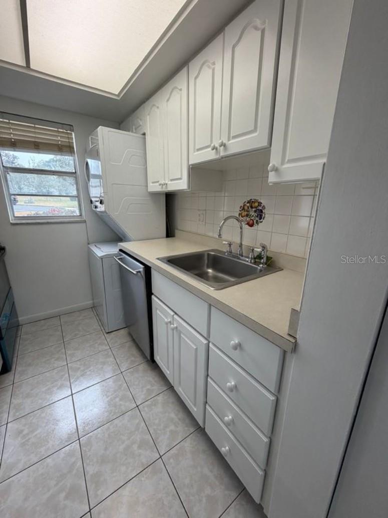 SPRINGWOOD VILLAGE - Residential Lease