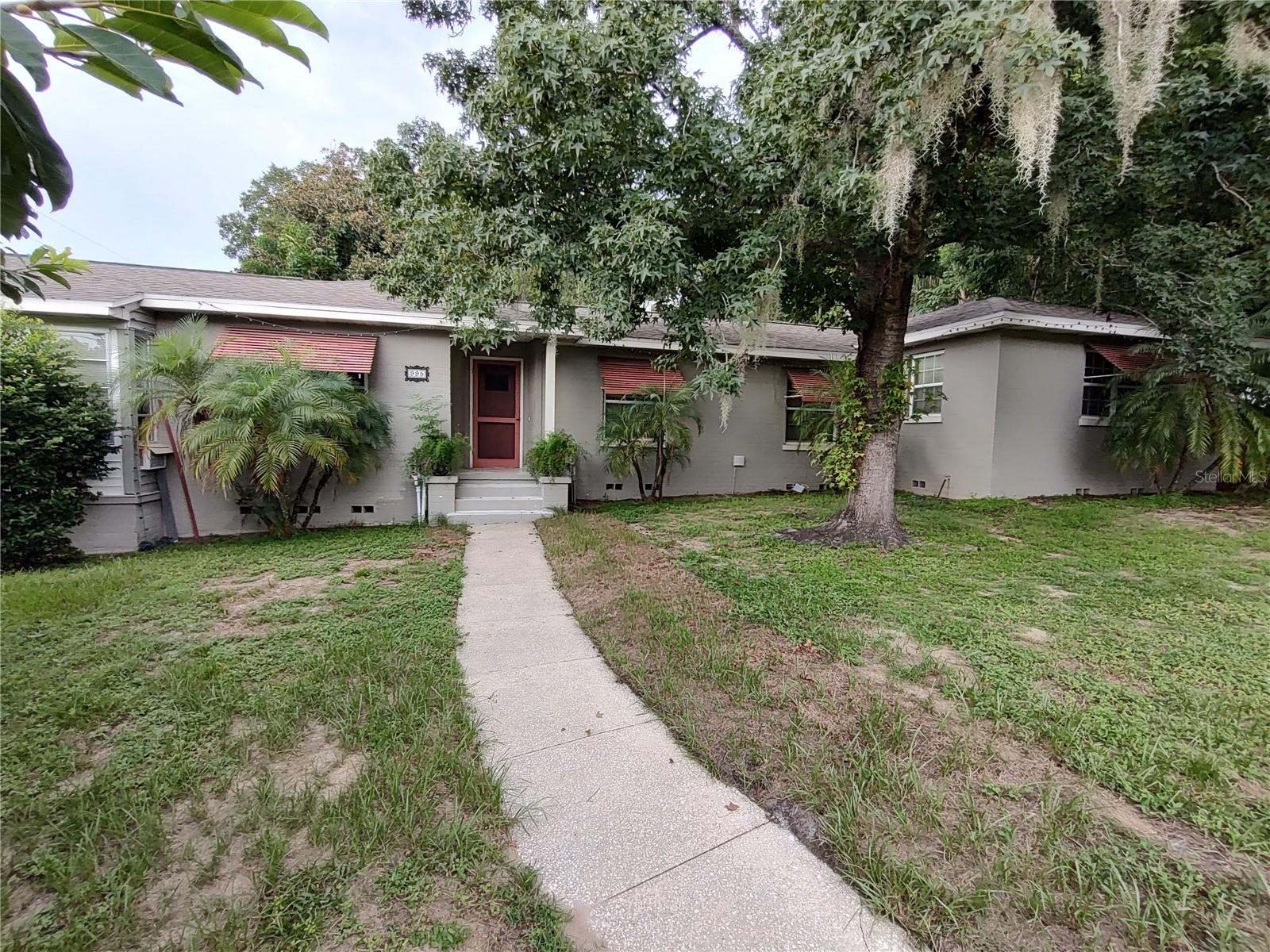 995 W 11TH AVENUE
