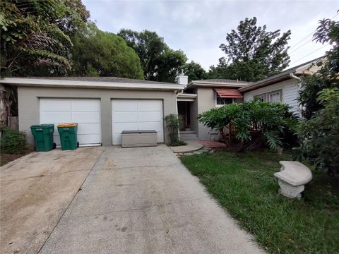 Tiny photo for 995 W 11th Avenue, Mount Dora, FL 32757 (MLS # G5101519)
