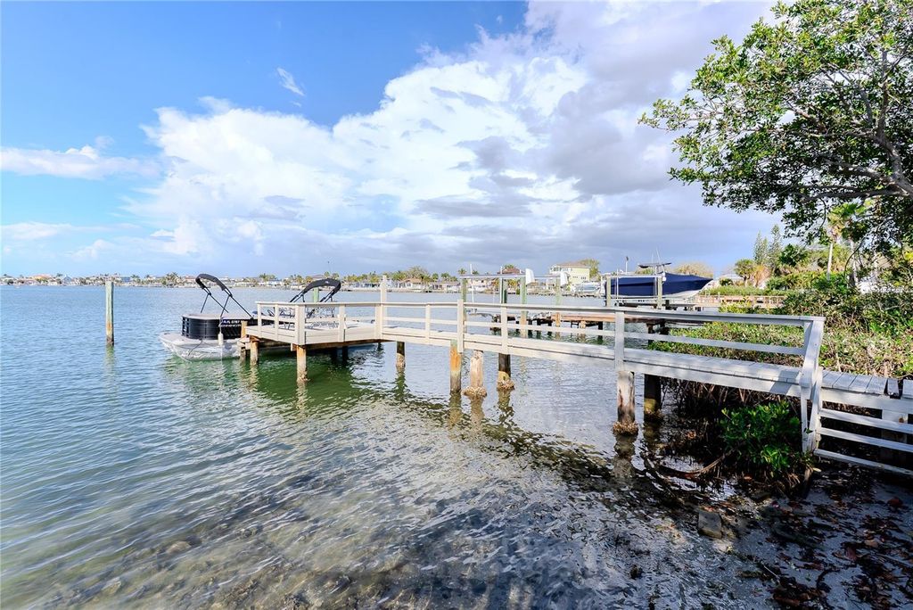 Photo of 412 20th Avenue, Indian Rocks Beach, FL 33785 (MLS # TB8483647)