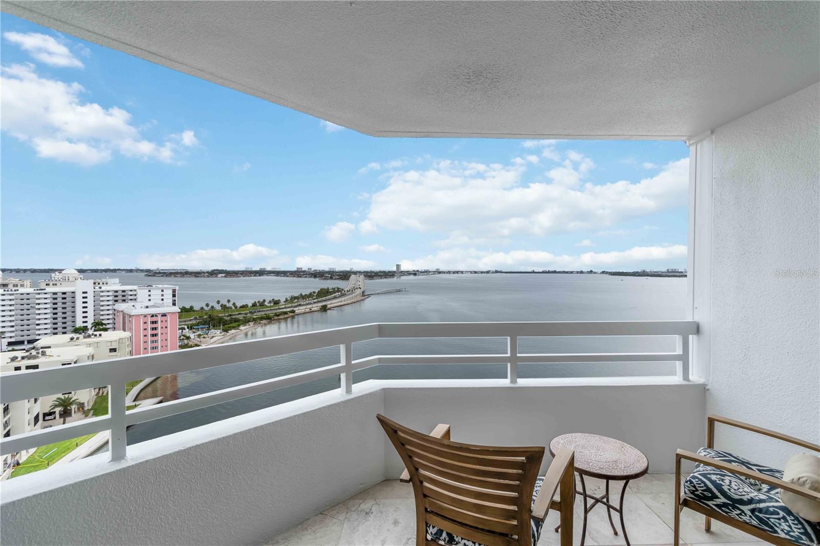 CONDO ON THE BAY TOWER I - Residential