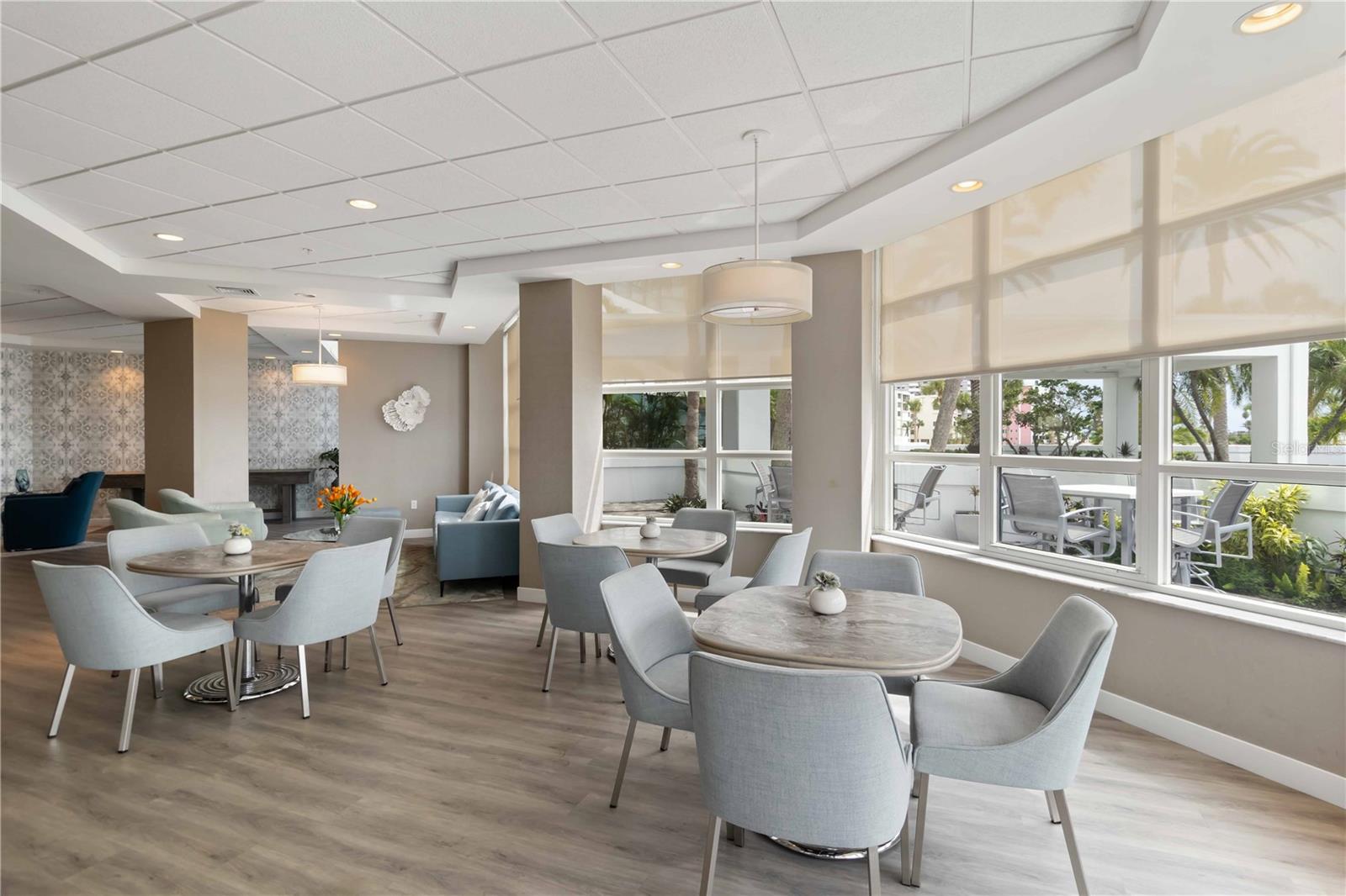 CONDO ON THE BAY TOWER I - Residential