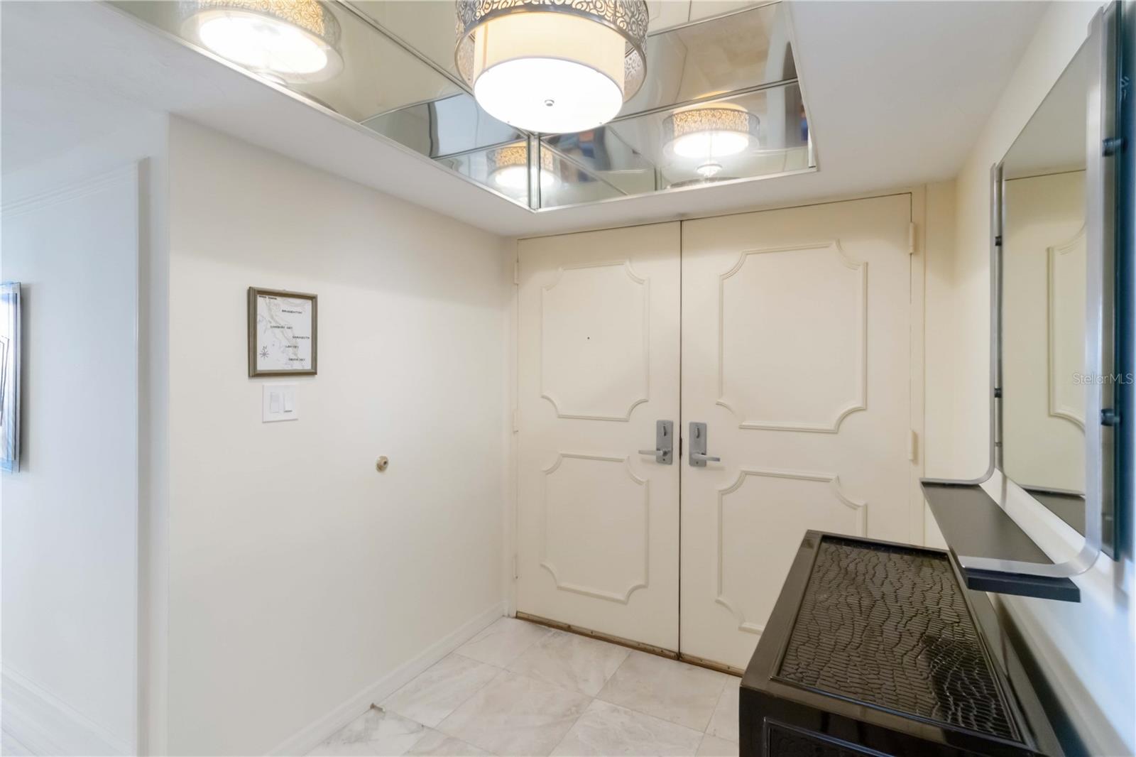 CONDO ON THE BAY TOWER I - Residential