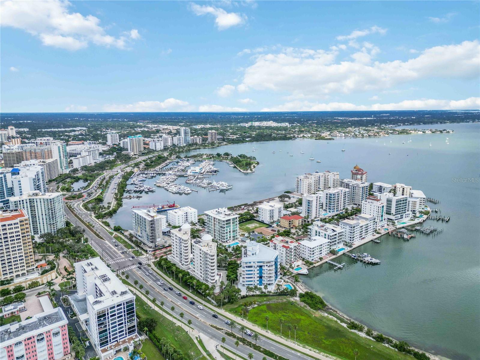 CONDO ON THE BAY TOWER I - Residential