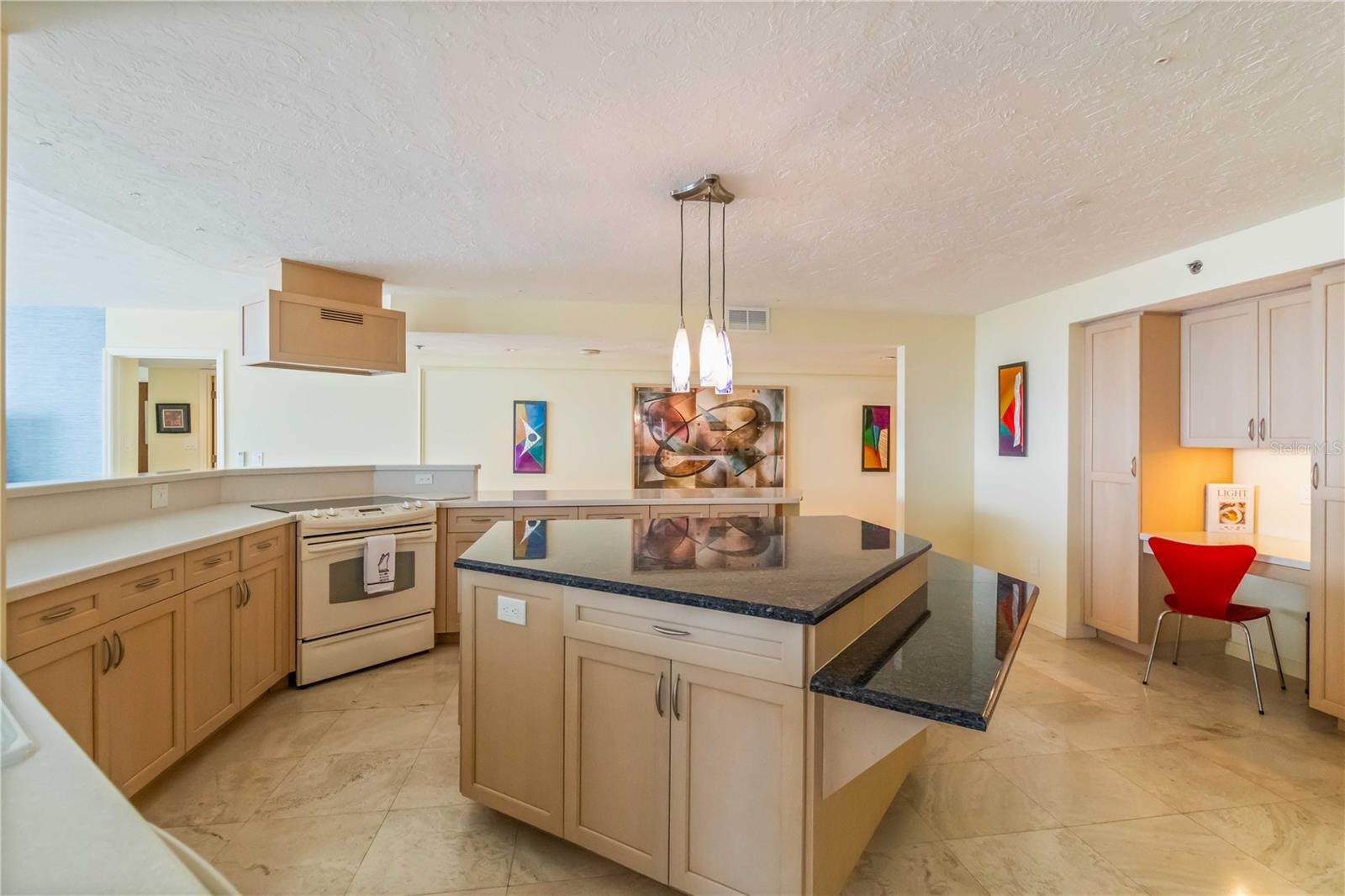 CONDO ON THE BAY TOWER I - Residential