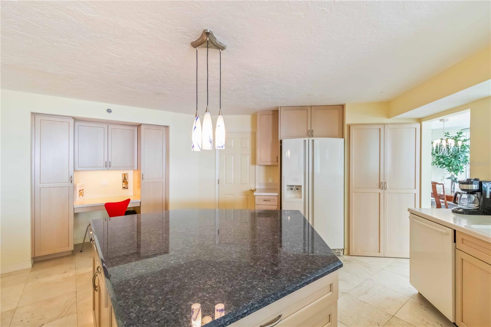 CONDO ON THE BAY TOWER I - Residential