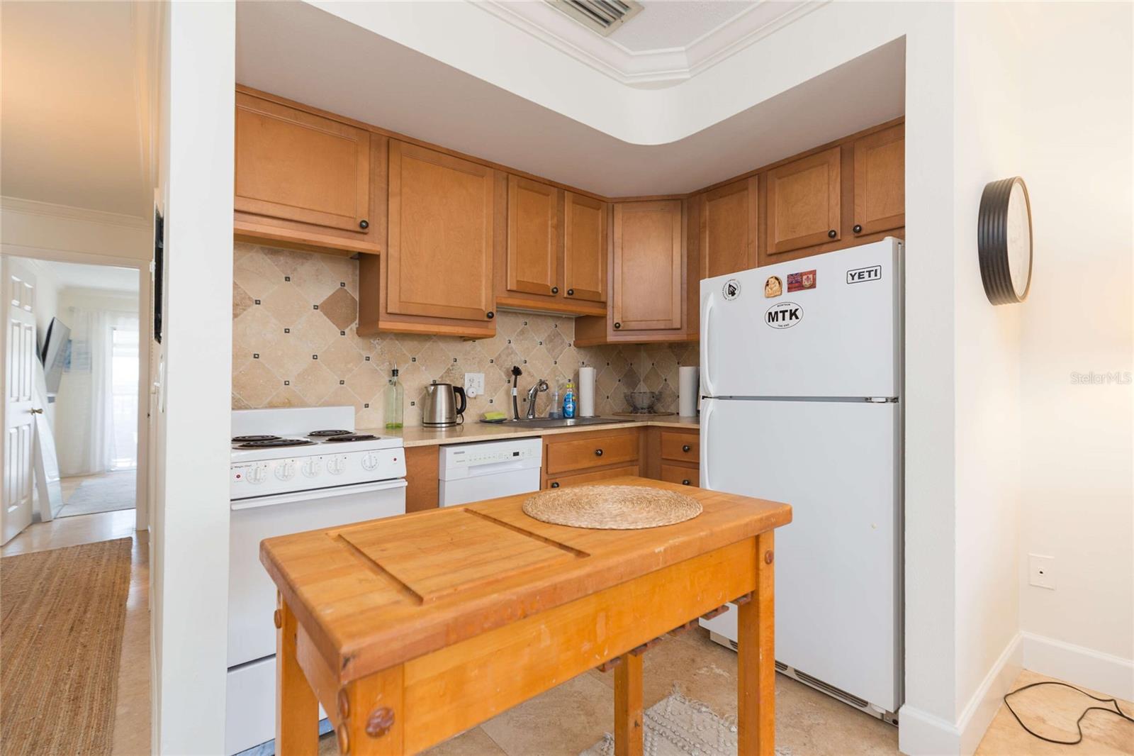 FAIR OAKS SOUTH ONE A CONDOMIN - Residential