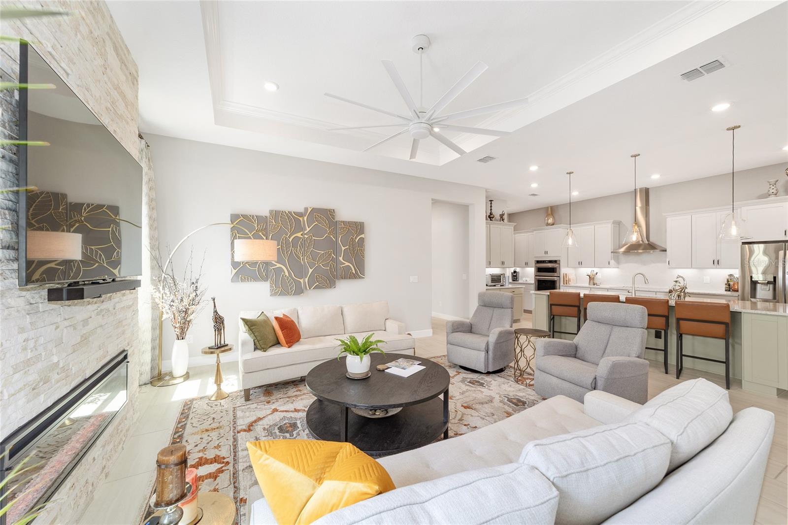 STONE CREEK BY DEL WEBB BRIDLEWOOD - Residential