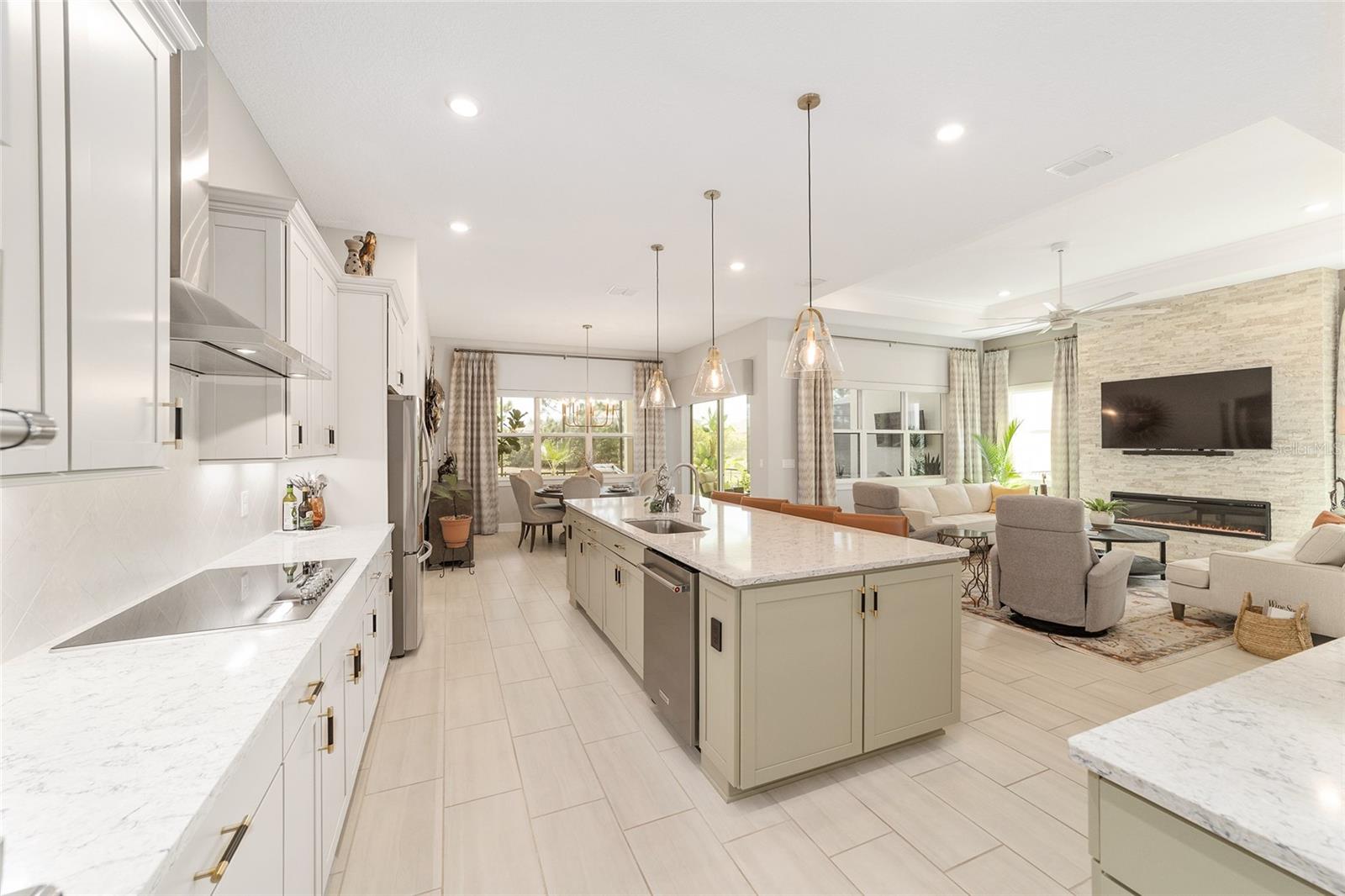 STONE CREEK BY DEL WEBB BRIDLEWOOD - Residential