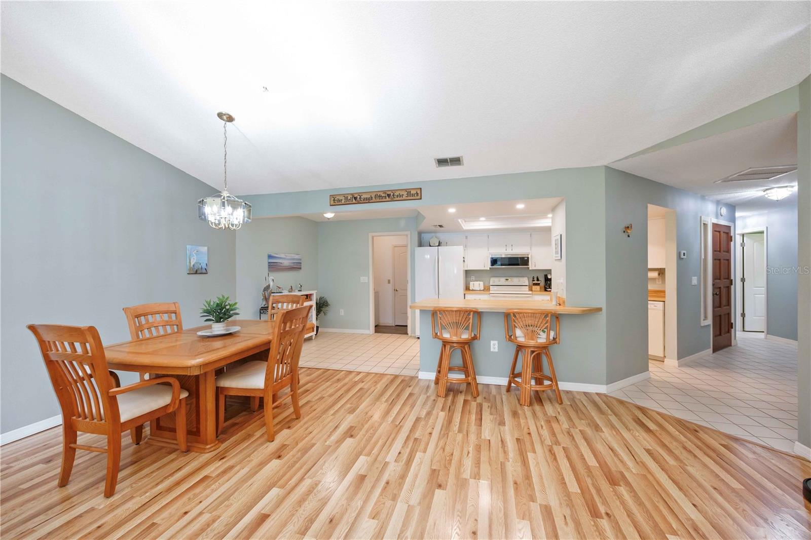 CHESTNUT CREEK VILLAS - Residential