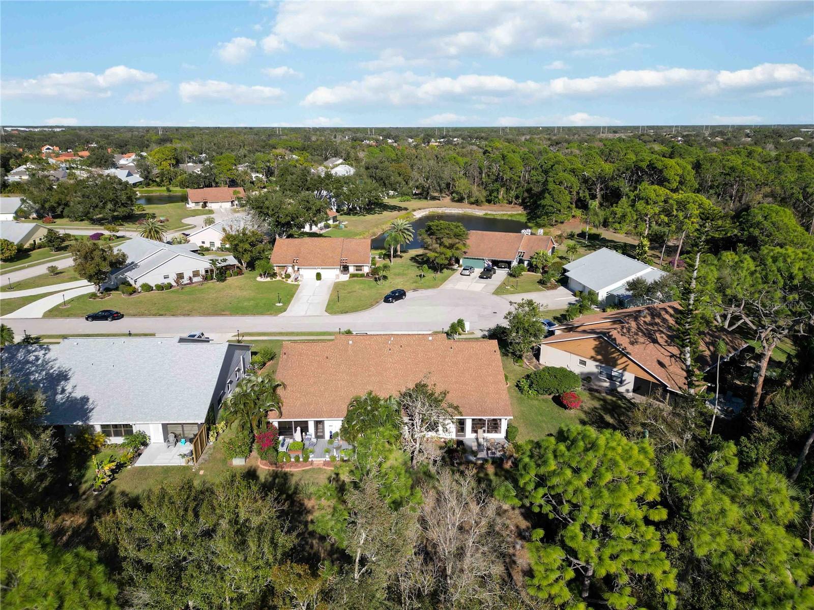 CHESTNUT CREEK VILLAS - Residential