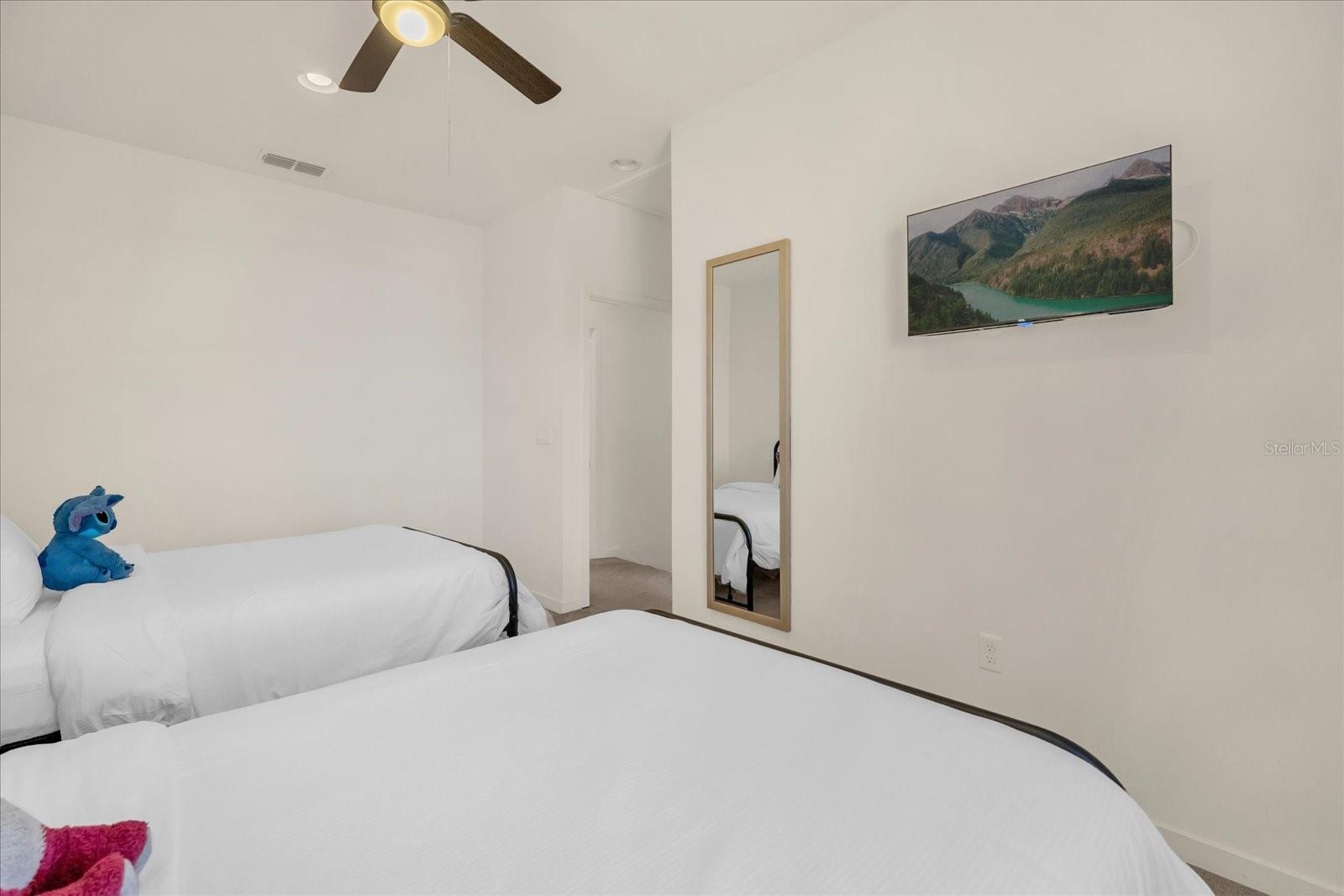 REGAL OAKS AT OLD TOWN - Residential