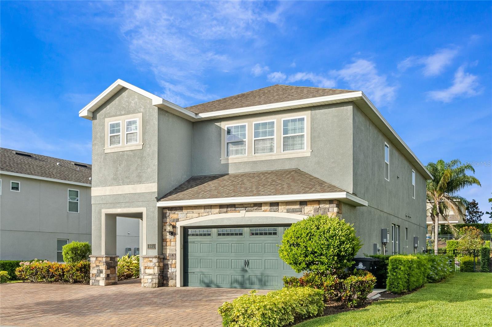 321 FALLS DRIVE