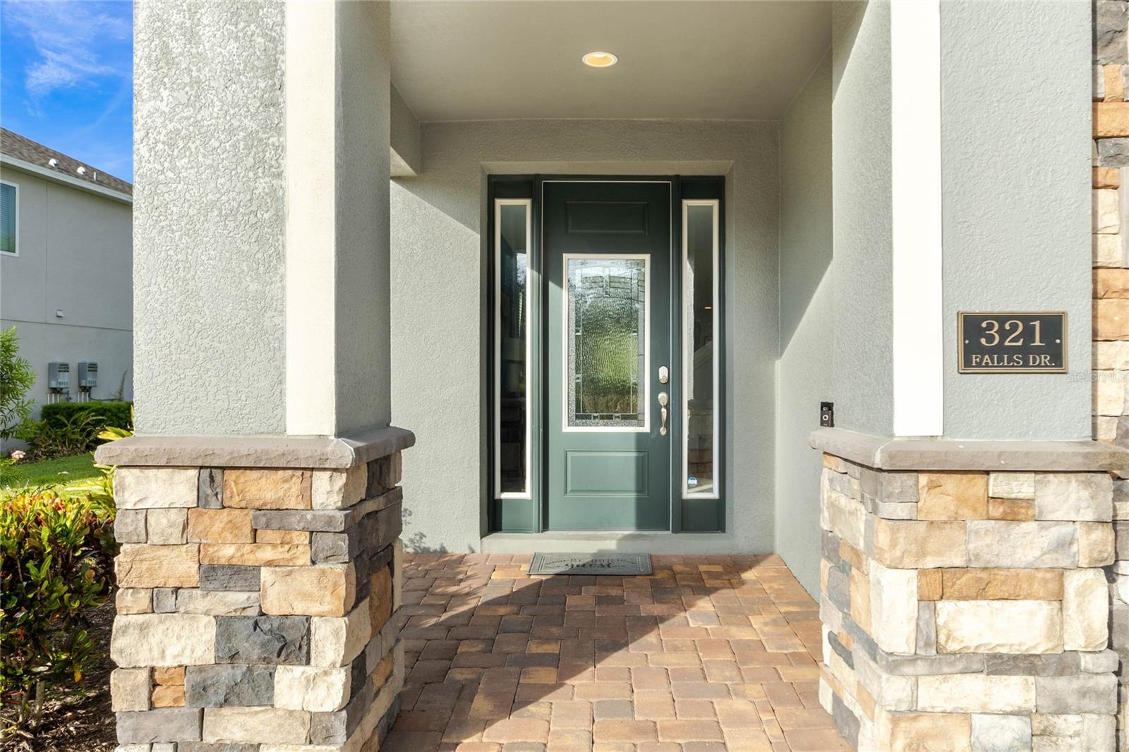 321 FALLS DRIVE