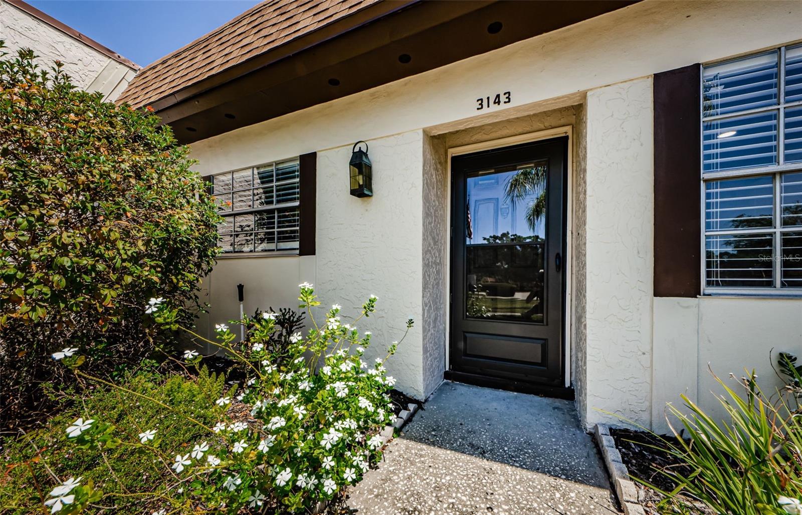 3143 MISSION GROVE DRIVE
