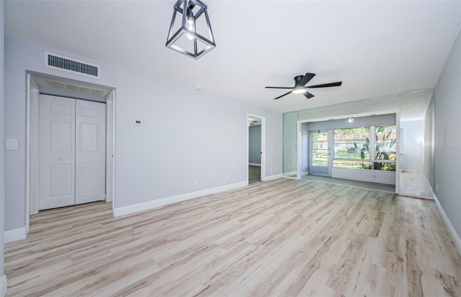 3143 MISSION GROVE DRIVE