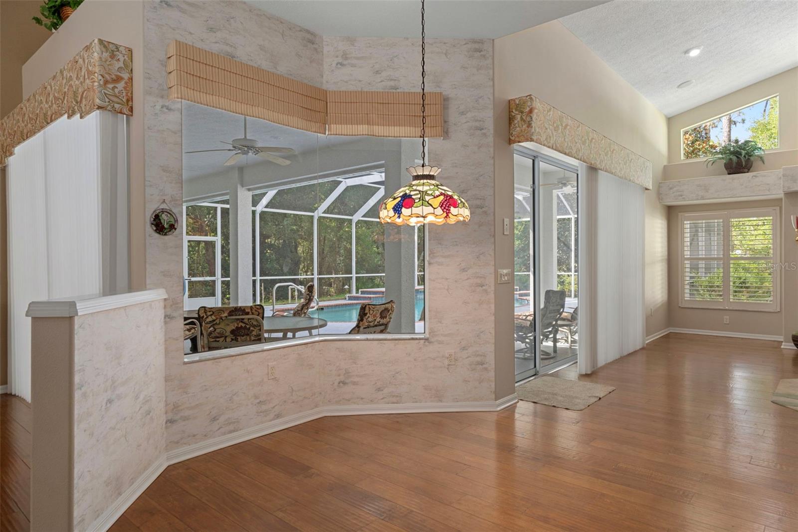 PINE RIDGE UNIT 03 - Residential