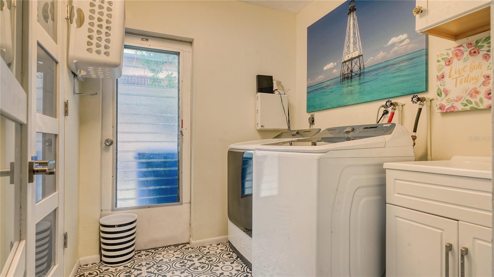 LONGBOAT SHORES REV - Residential Lease