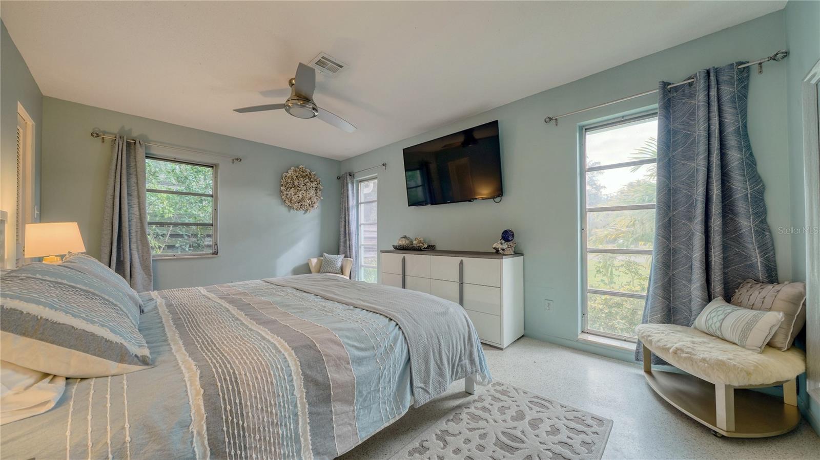 LONGBOAT SHORES REV - Residential Lease