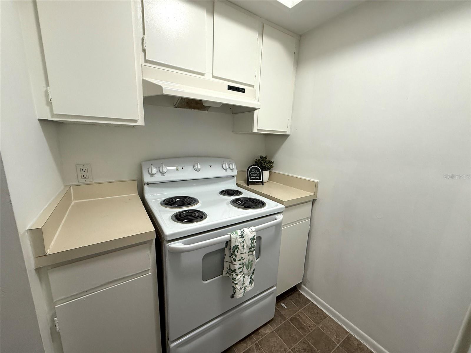 CEDAR RIDGE ADD - Residential Lease