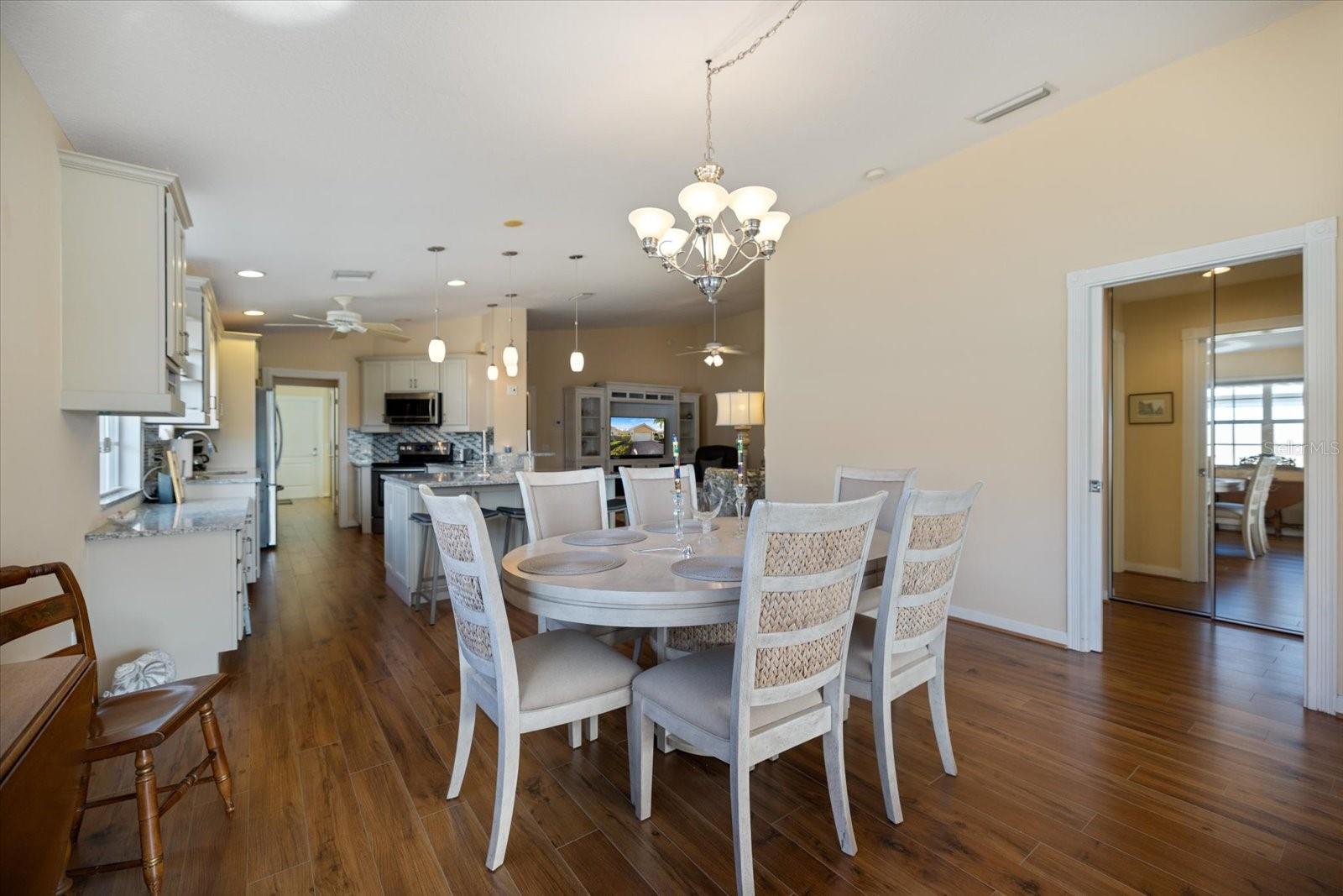 VILLAGEWALK - Residential