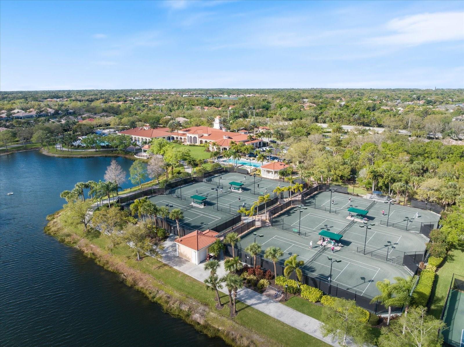 VILLAGEWALK - Residential