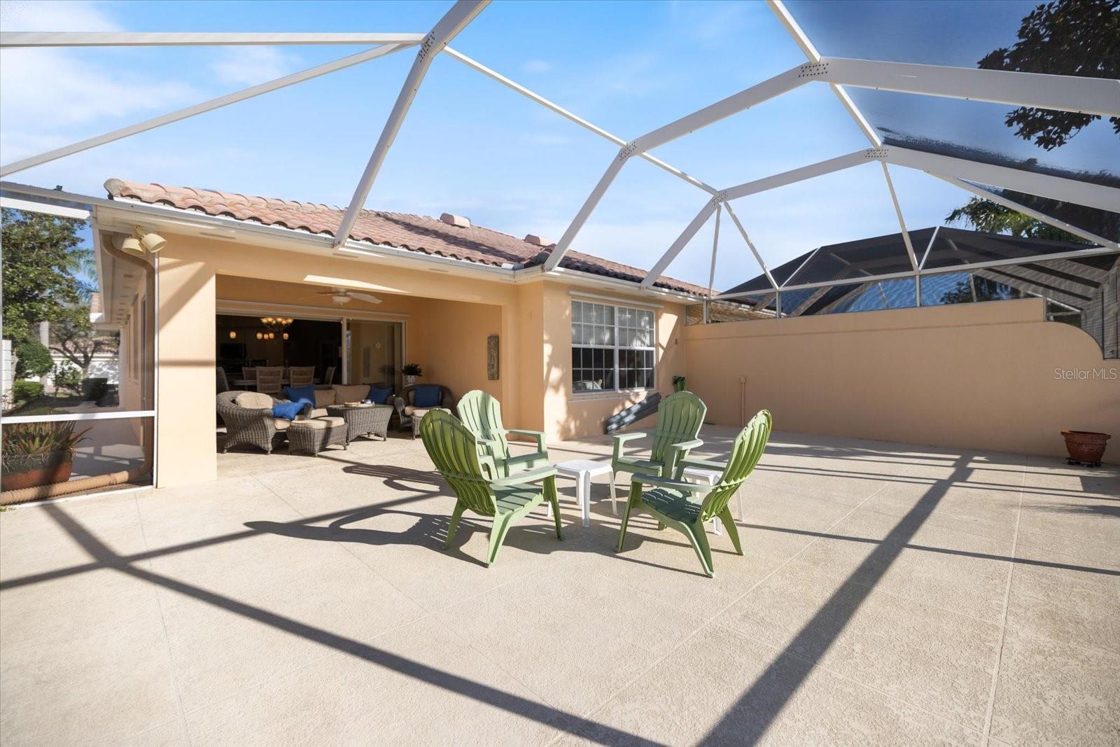 VILLAGEWALK - Residential