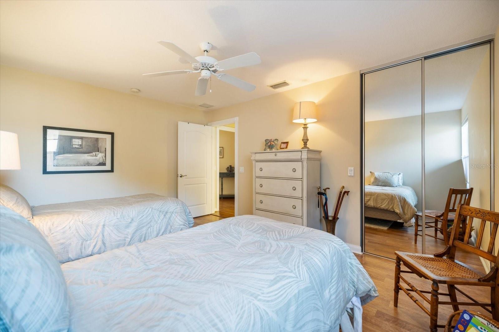 VILLAGEWALK - Residential