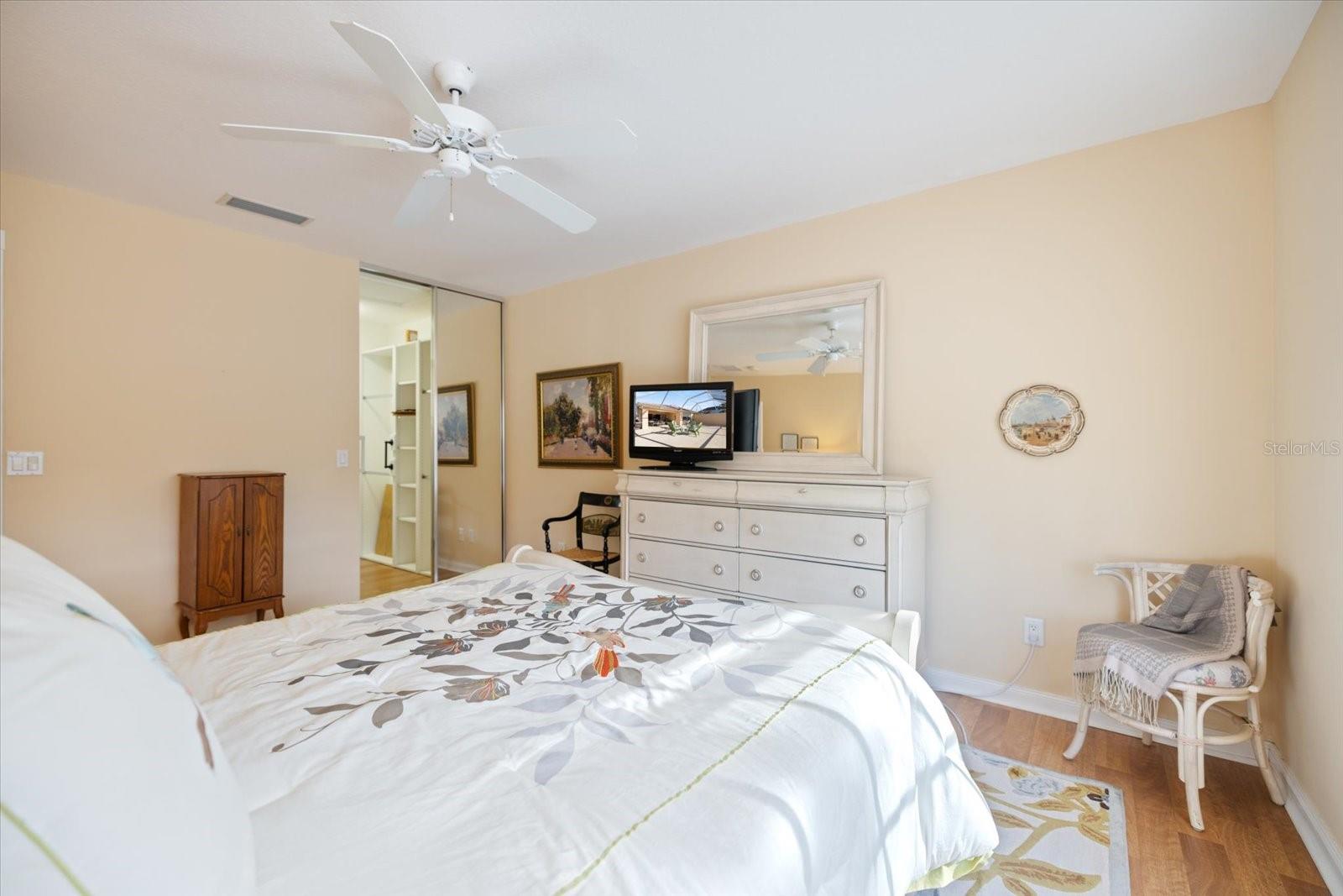 VILLAGEWALK - Residential