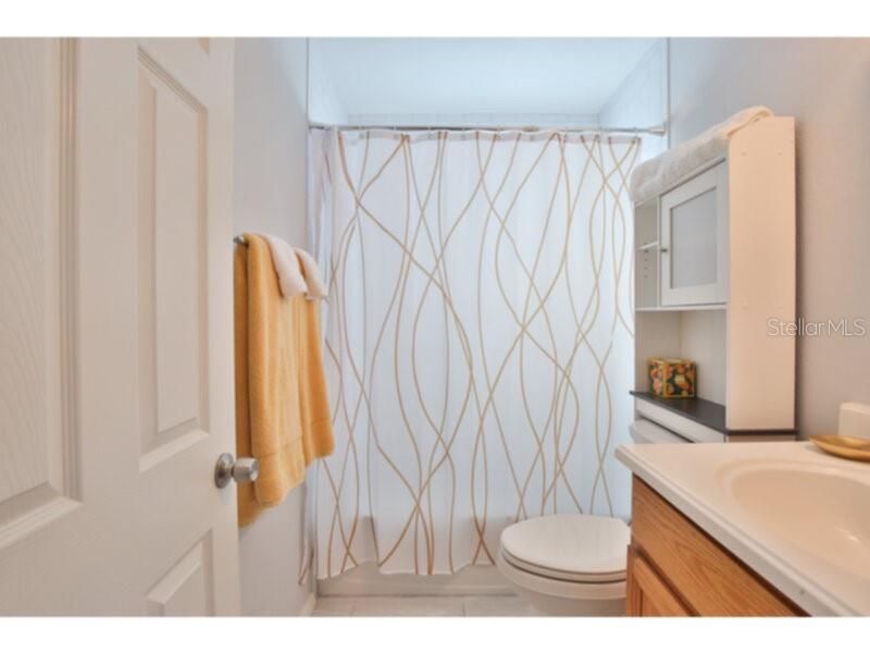 LAUREL PARK - Residential Lease