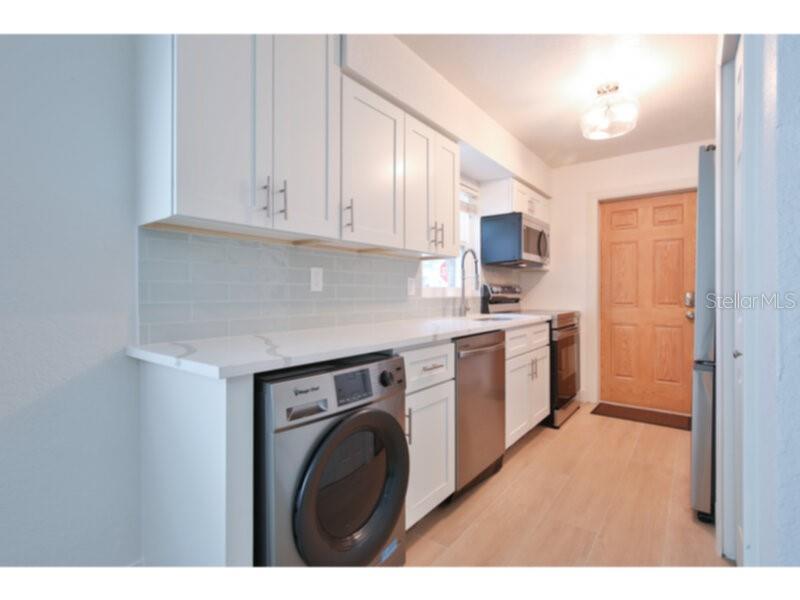 LAUREL PARK - Residential Lease