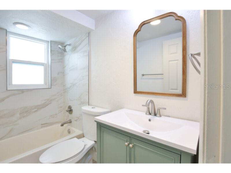 LAUREL PARK - Residential Lease