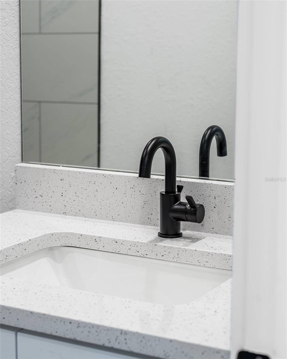 LINKS - Residential Lease