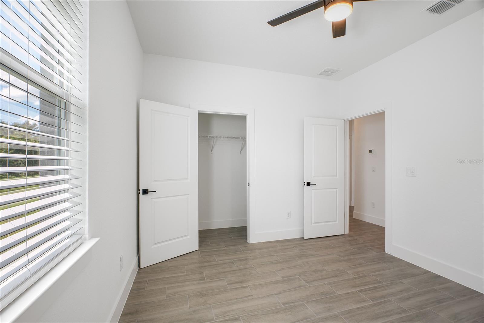 LINKS - Residential Lease