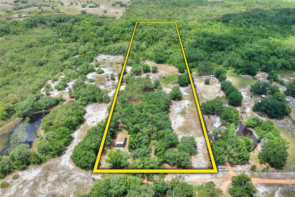 Photo of 1885 Pfundstein Road, Lake Wales, FL 33898 (MLS # TB8506824)