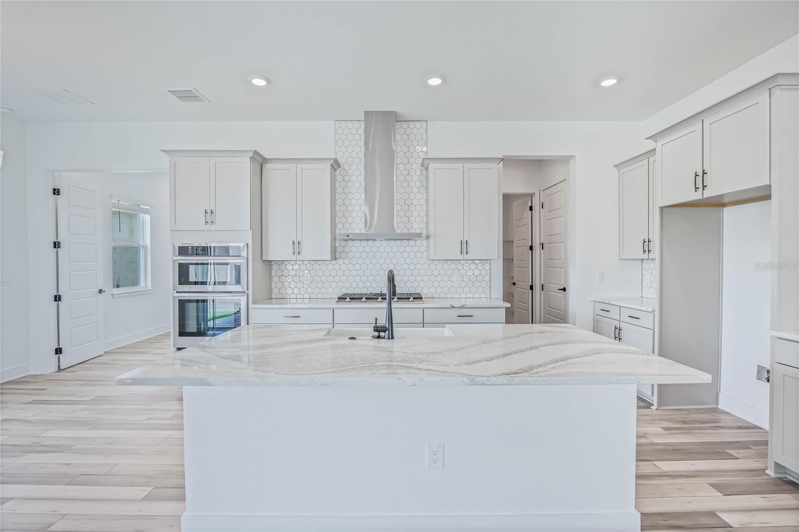 17422 HONEYBELL TANGELO COURT