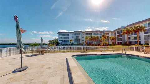 A home in LONGBOAT KEY