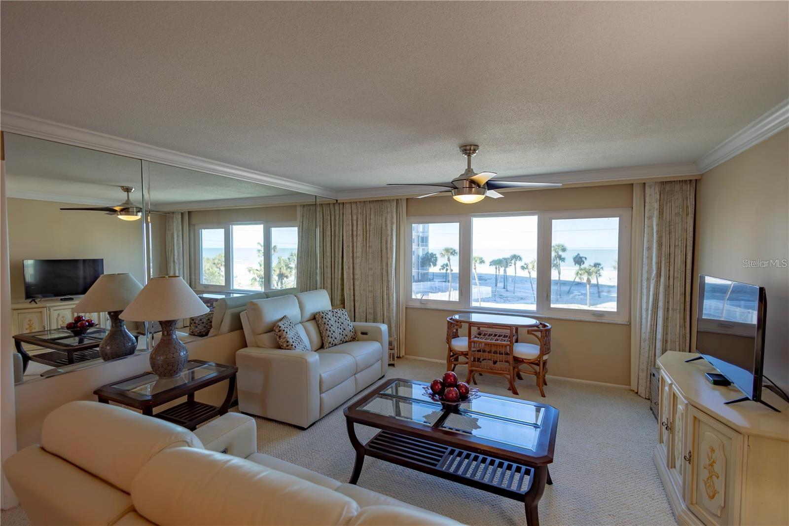 GULF TWIN TOWERS - Residential