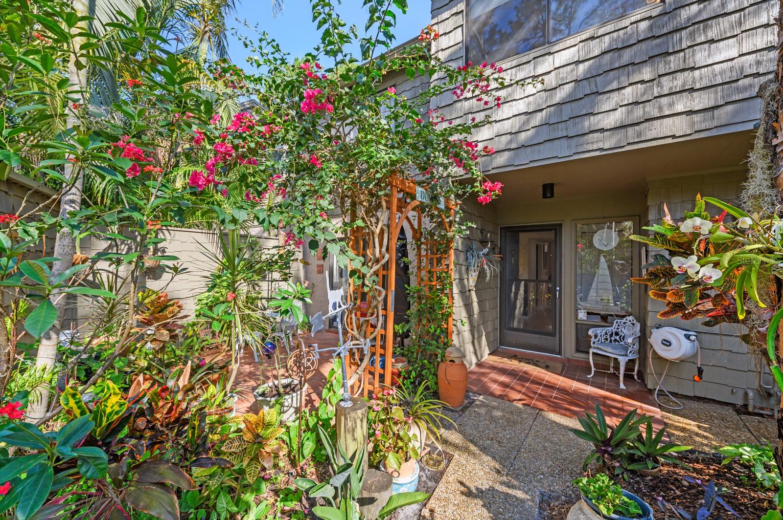 PELICAN COVE V - Residential