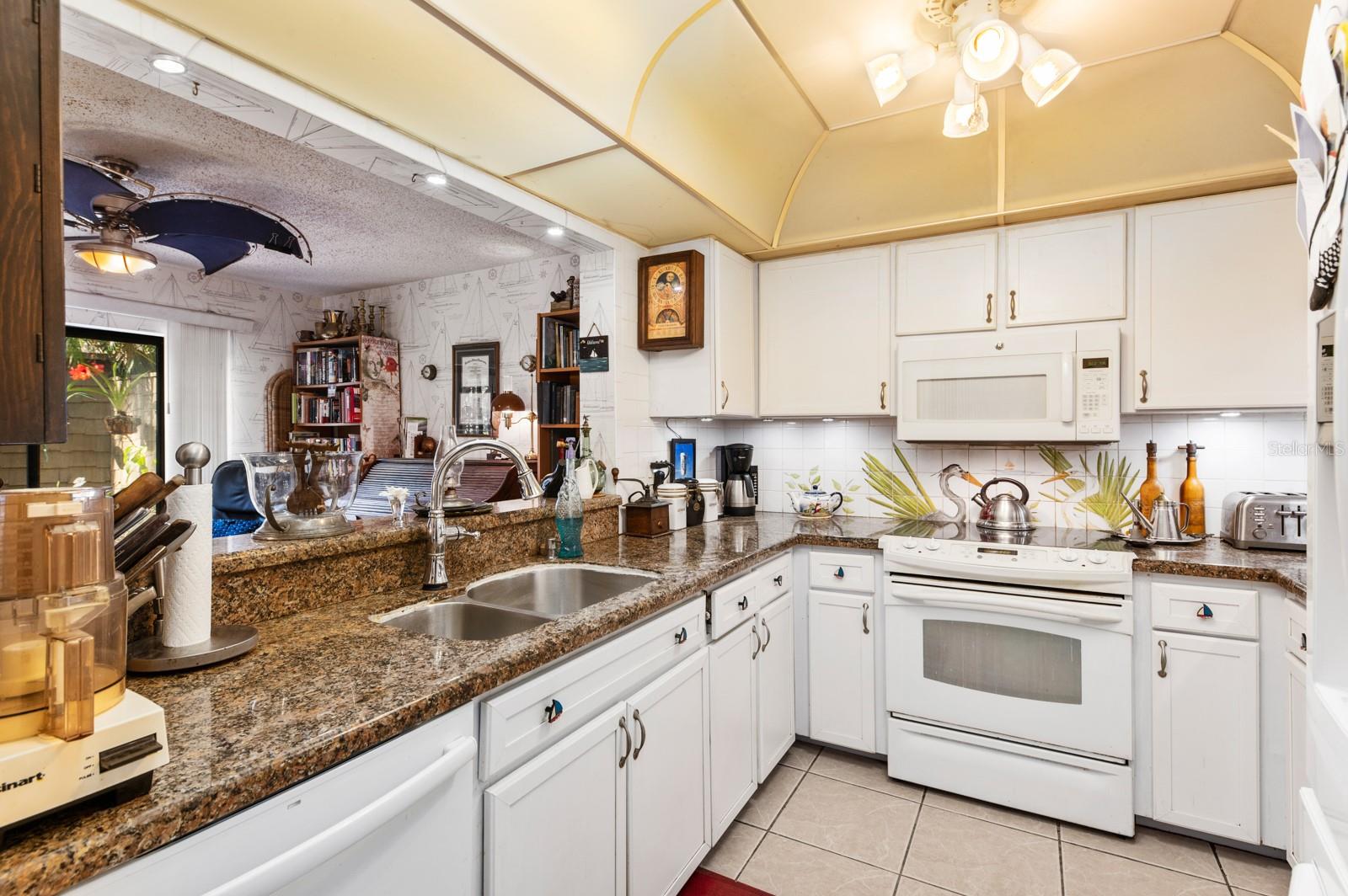 PELICAN COVE V - Residential