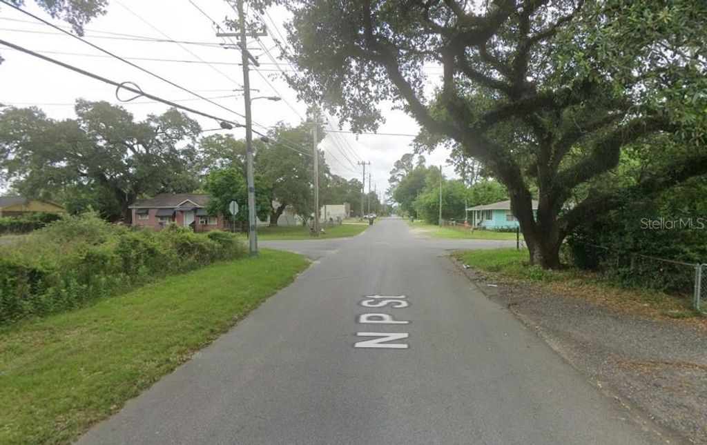 Photo of 1500 N P Street, Pensacola, FL 32505 (MLS # A4686073)