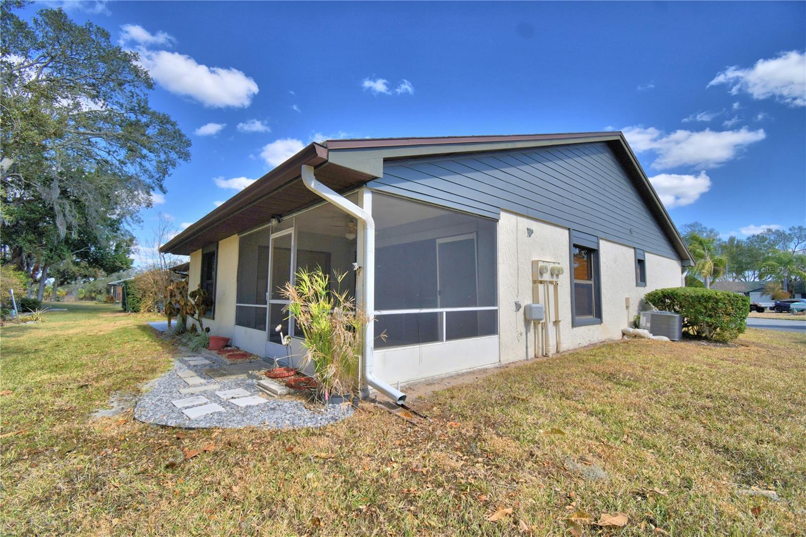 VILLAS SUNAIR - Residential