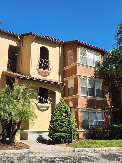 Photo of 5124 Conroy Road #24, Orlando, FL 32811 (MLS # G5103714)
