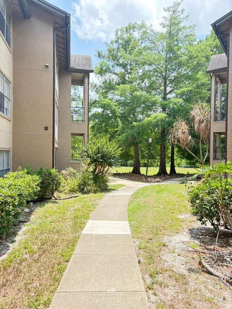 LANDING A CONDO - Residential Lease